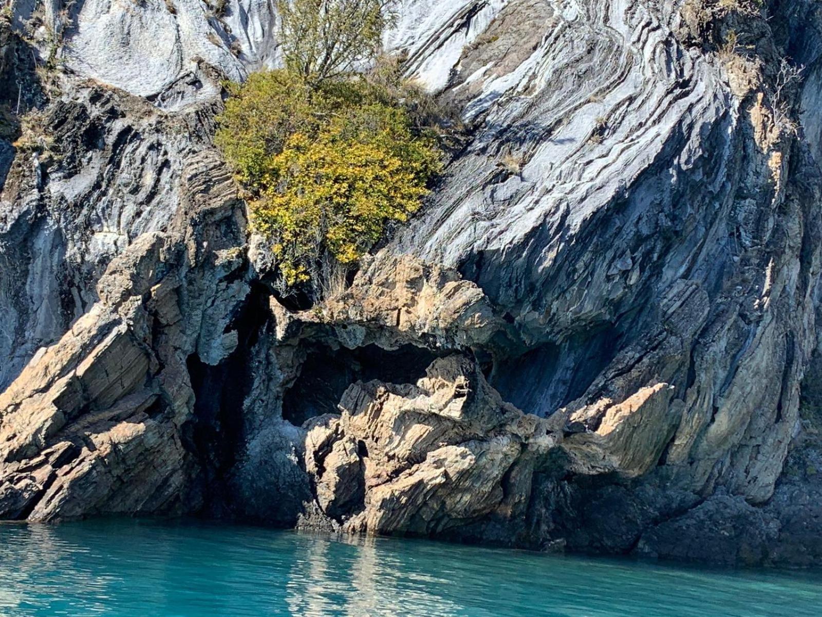 Cabana Cavernas Austral Puerto Sanchez Villa Esterno foto